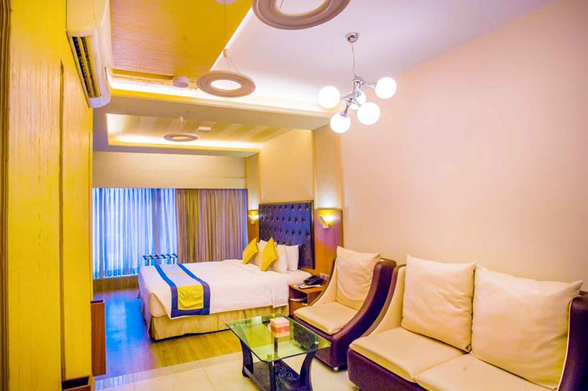 EXECUTIVE SUITE ROOM (Ikeja)